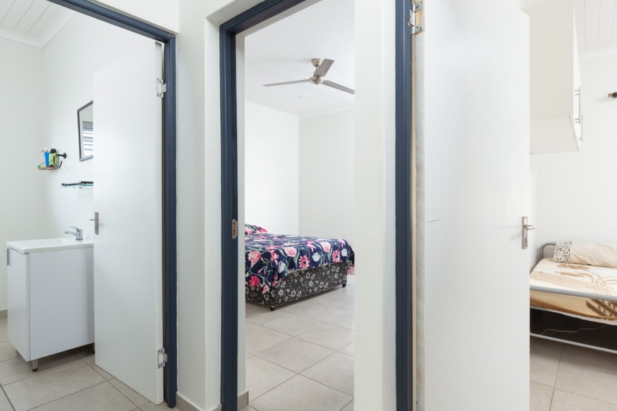 2 Bedroom Property for Sale in Laaiplek Western Cape